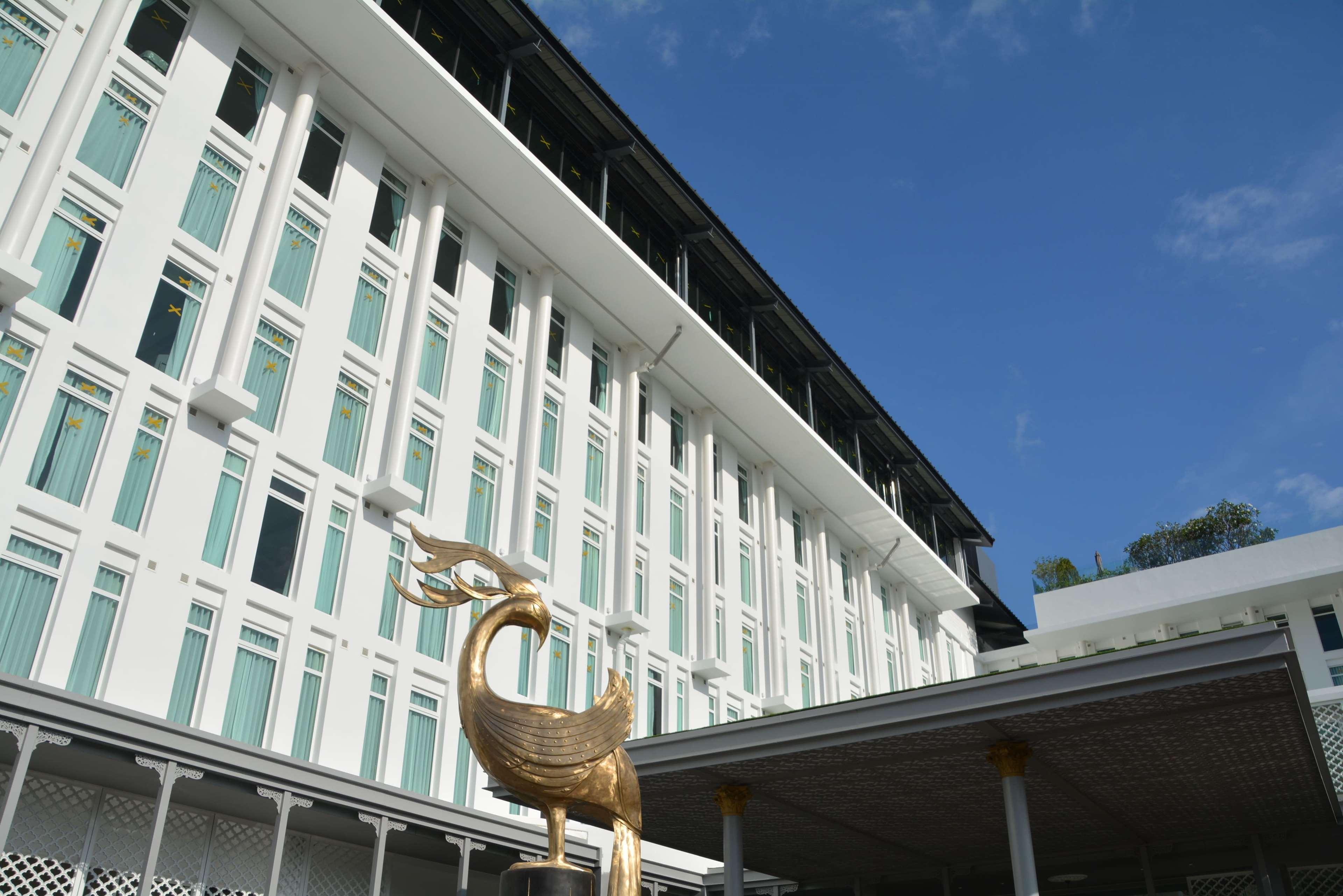 Ramada Plaza By Wyndham Chao Fah Phuket Hotel Exterior photo